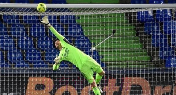 库尔图瓦：进球前我们知道对手仍在竞争当中